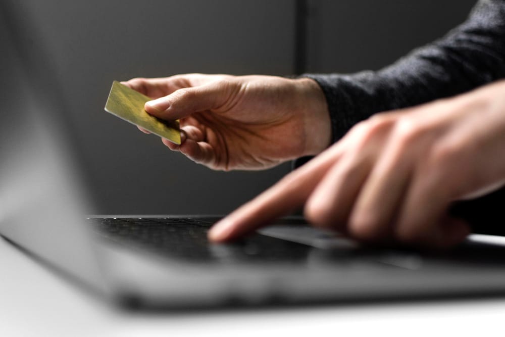 Detective-banque.fr : un comparateur d’offres bancaires en ligne qu’il vous faut