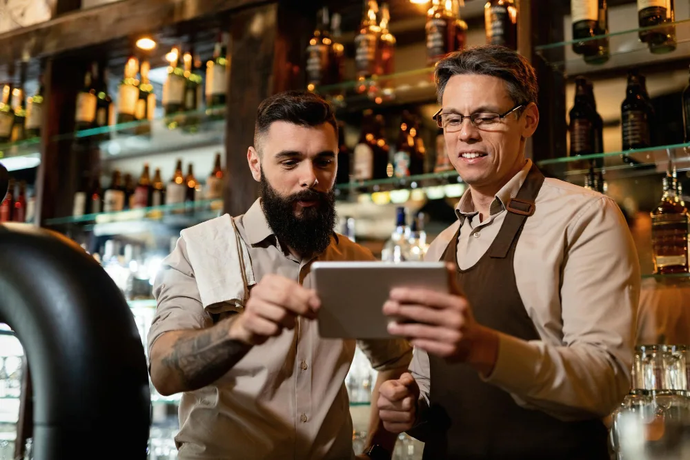 Plateforme SaaS qui assiste les restaurants dans la gestion quotidienne des boissons : quels avantages ?